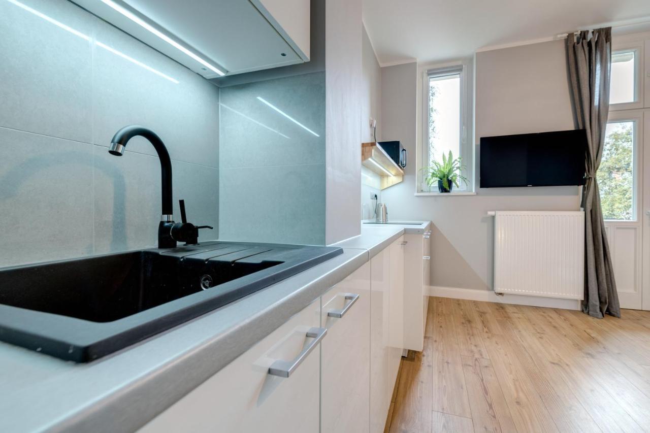Dom & House - Apartments Podjazd Central 소포트 외부 사진